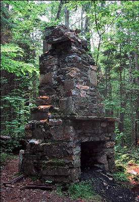 Old Chimney on the AT, New Hampshire