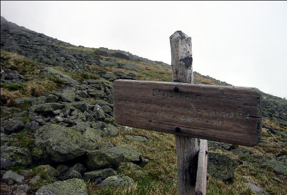 Worn Sign, White Mountains, AT, New Hampshire