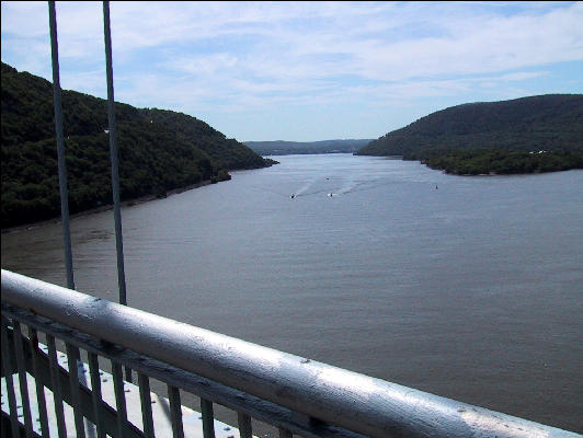 Hudson River, AT, New York