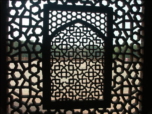 Pict4503 Through Trellis Humayun's Tomb Delhi