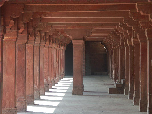 Pict3741 Columns Panch Mahal Fatehpur Sikri