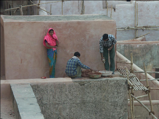 Pict2860 Workers Sari Amber Fort Jaipur