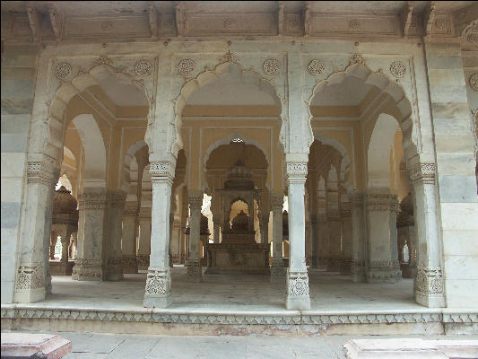 Pict2976 Cenotaphs Of Gatore Columns Jaipur