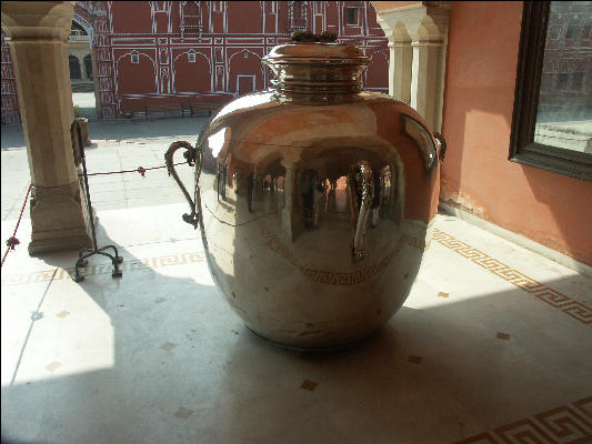 Pict3000 City Palace Museum Silver Urn Jaipur