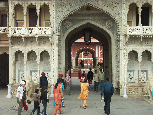 Pict3060 City Palace Museum People Jaipur