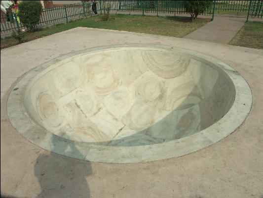 Pict3107 Jantar Mantar Sphere Jaipur