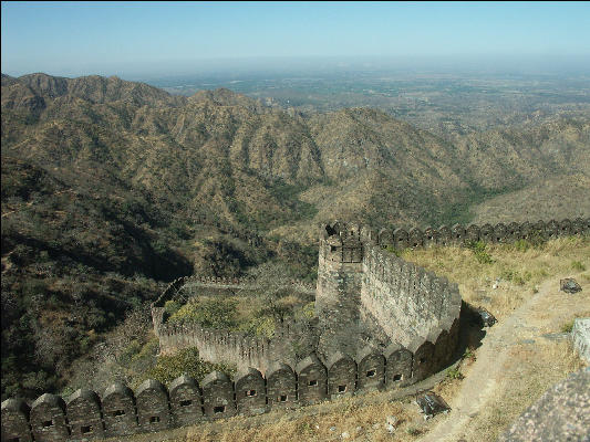 PICT2054 Walls Kumbhalgarh Fort