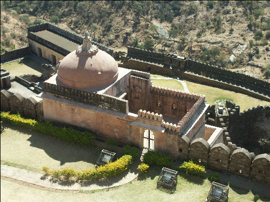 PICT2072 Buildings Kumbhalgarh Fort