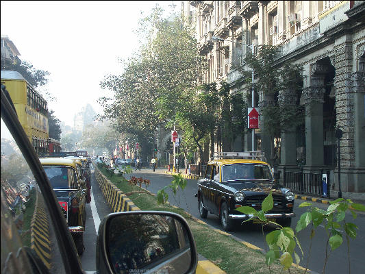 Pict1206 Street Scene Mumbai