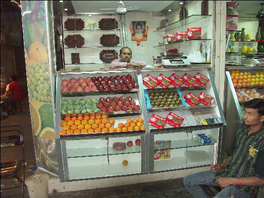 Pict1242 Market Mumbai