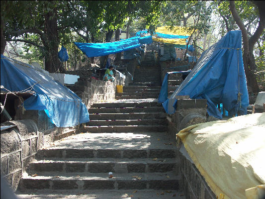 Pict1320 Elephant Island Going Up The Stairs Mumbai