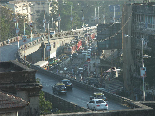 Pict1385 Crowded Road Mumbai