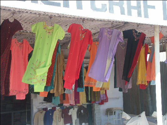 Pict1085 Clothing Vendor Sri Chamundeswari Temple Mysore