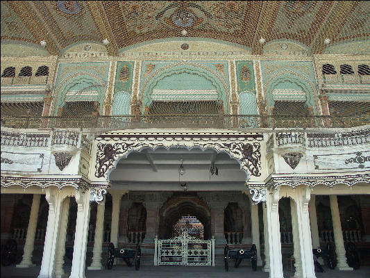 Pict1137 Viewing Stand Maharajas Amba Vilas Palace Mysore