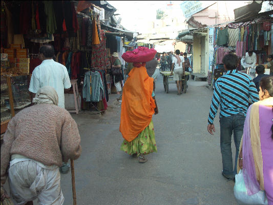 Pict2601 Sari Sadar Bazaar Pushkar