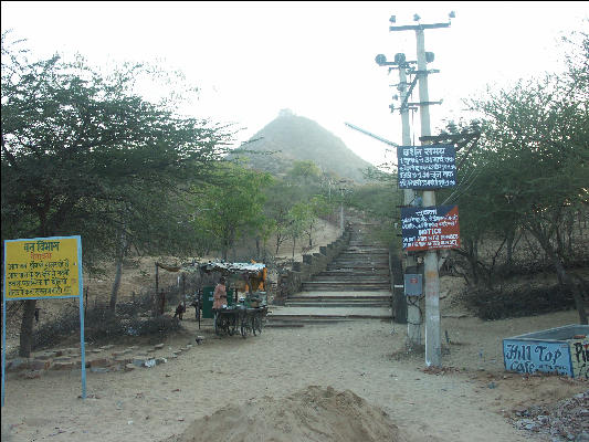 Pict2615 Path To Savitri Temple Pushkar