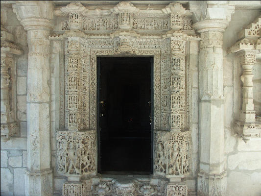 Pict2128 Doorway Jain Temple Rankapur