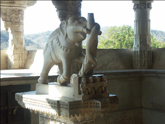 Pict2146 Ganesha Chaumukha Mandir Rankapur