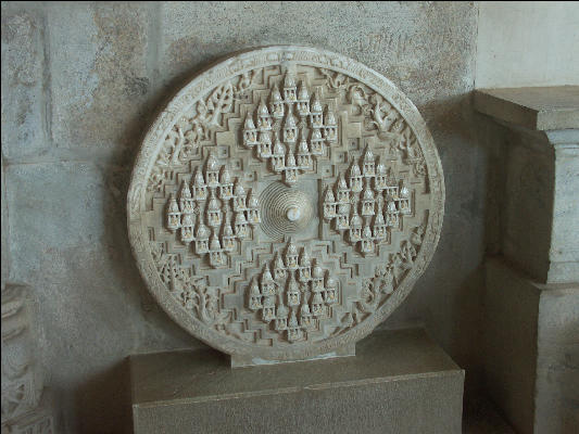 Pict2157 Carving Chaumukha Mandir Jain Temple Rankapur
