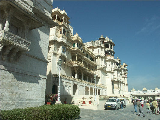 Pict1676 Exterior City Palace Udaipur