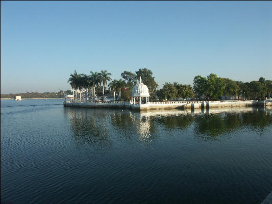 Pict1918 Nehru Park Fateh Sagar Udaipur