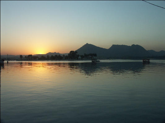 Pict1924 Sunset Fateh Sagar Udaipur