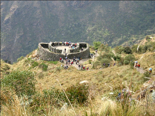 Runkuracay Inca Trail