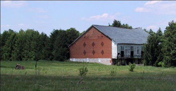 Barn North of Boiling Springs