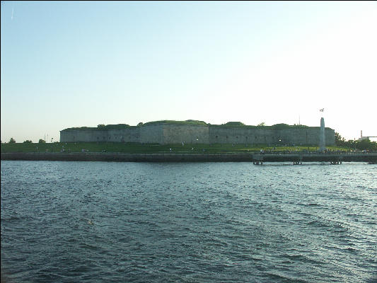 PICT5928 Fort Boston Harbor