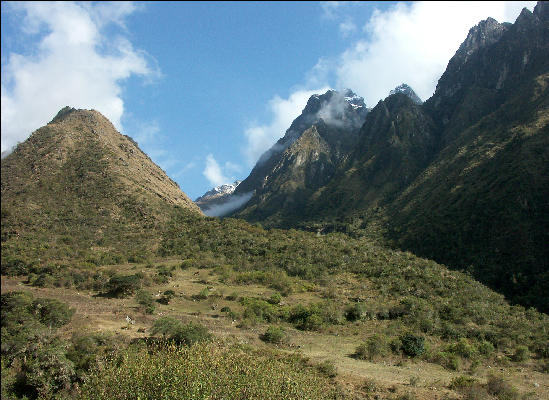 View up to Dead Woman's Pass