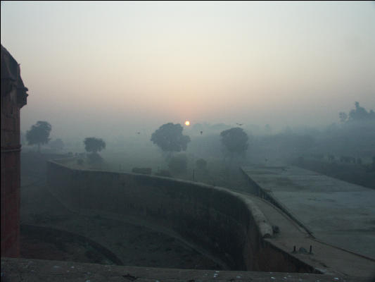 Pict4312 Sun Rise In Smog Agra
